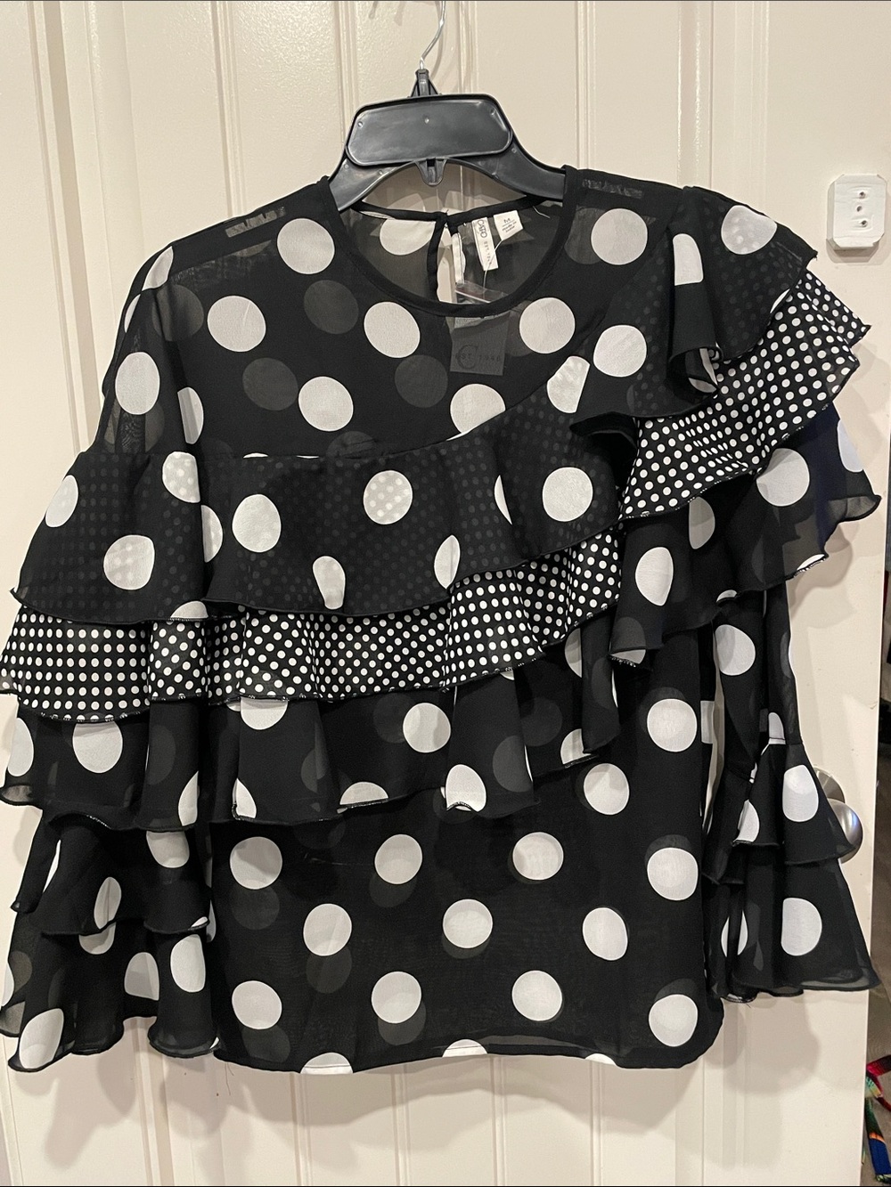 Cato Black & White Polka Dot Ruffle Blouse nwt - Picture 3 of 6
